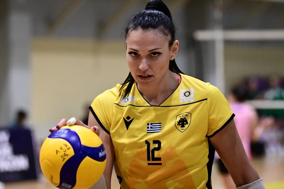 Εύα Χαντάβα από Νεπάλ: «Πίστευα ότι θα πεθάνω – Κρυφτήκαμε με τις πιτζάμες στο δάσος για να γλιτώσουμε» (βίντεο)