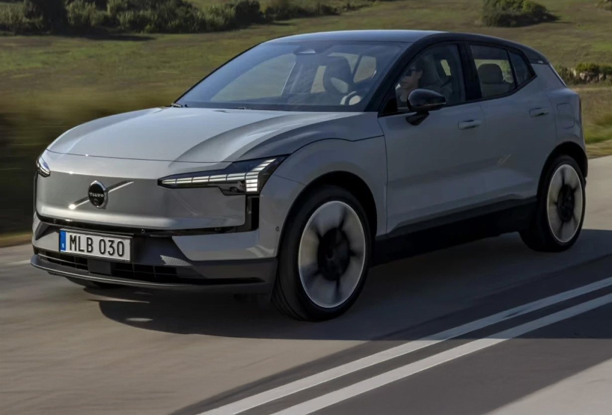 Volvo: Όφελος €10.000 σε τρία μοντέλα, κάτω από €30.000 το EX30