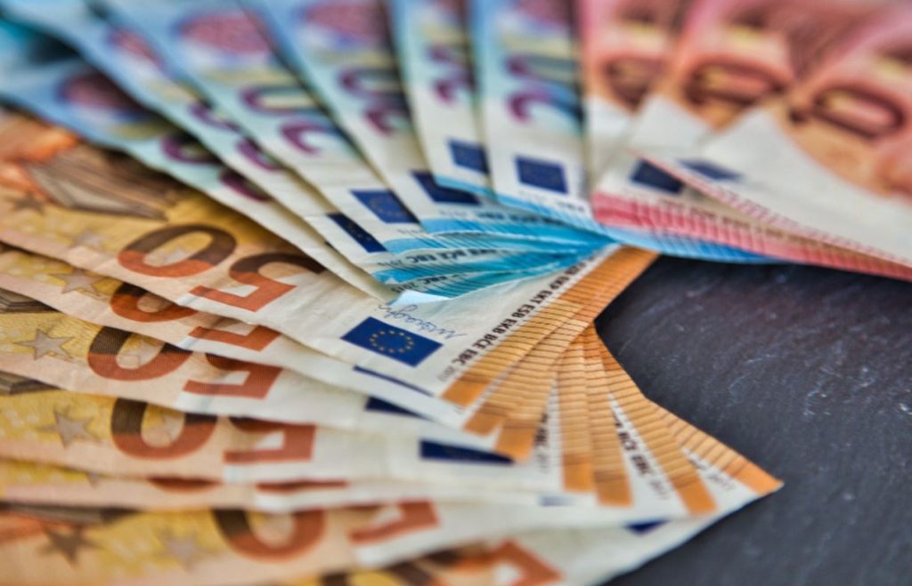 ΔΥΠΑ: Ξεκίνησαν οι αιτήσεις για το ειδικό εποχικό βοήθημα – Ποιοι είναι οι δικαιούχοι