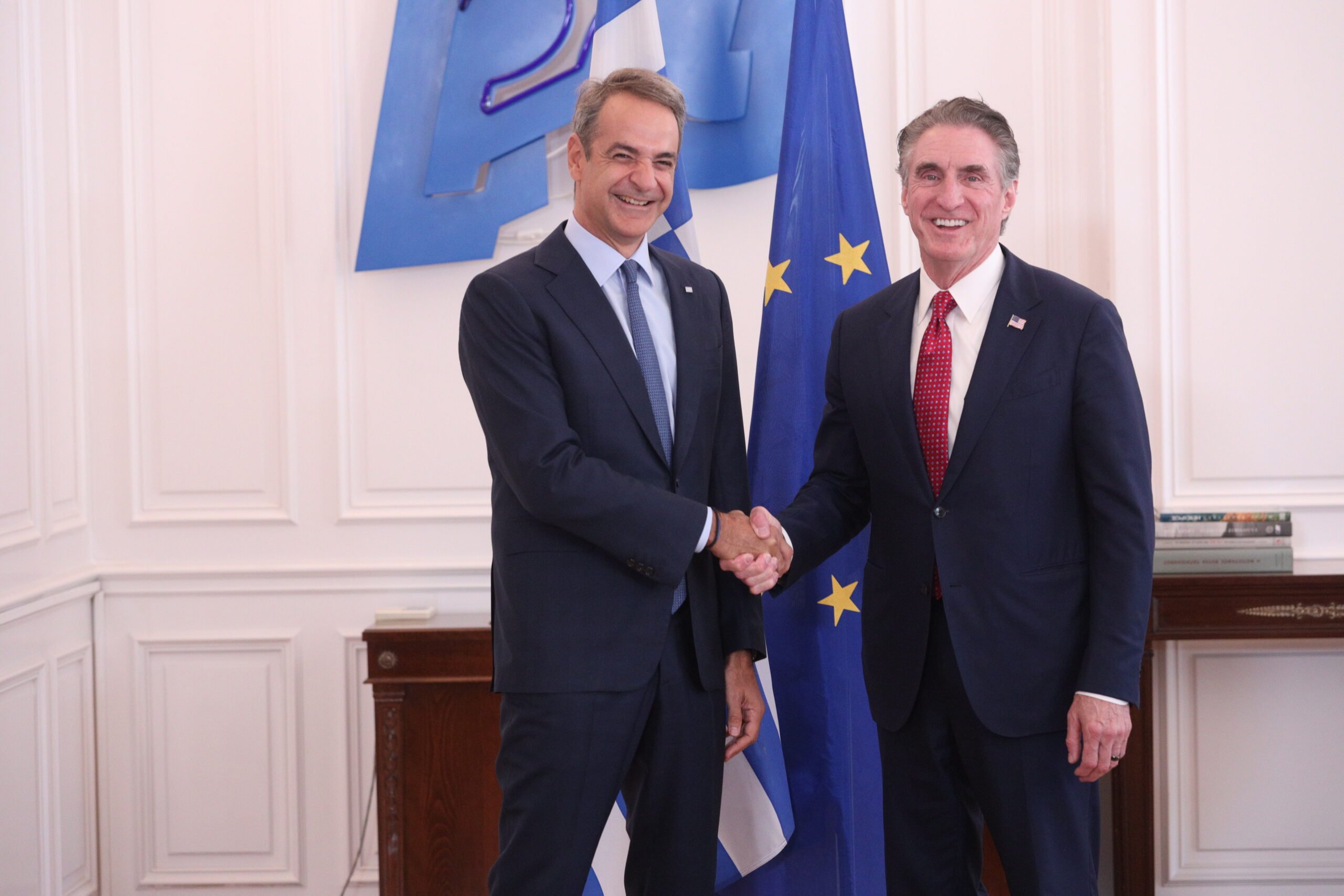 Υπουργός Εσωτερικών ΗΠΑ, Νταγκ Μπέργκαμ σε Κ.Μητσοτάκη: «Θεωρούμε την Ελλάδα στρατηγικό εταίρο»