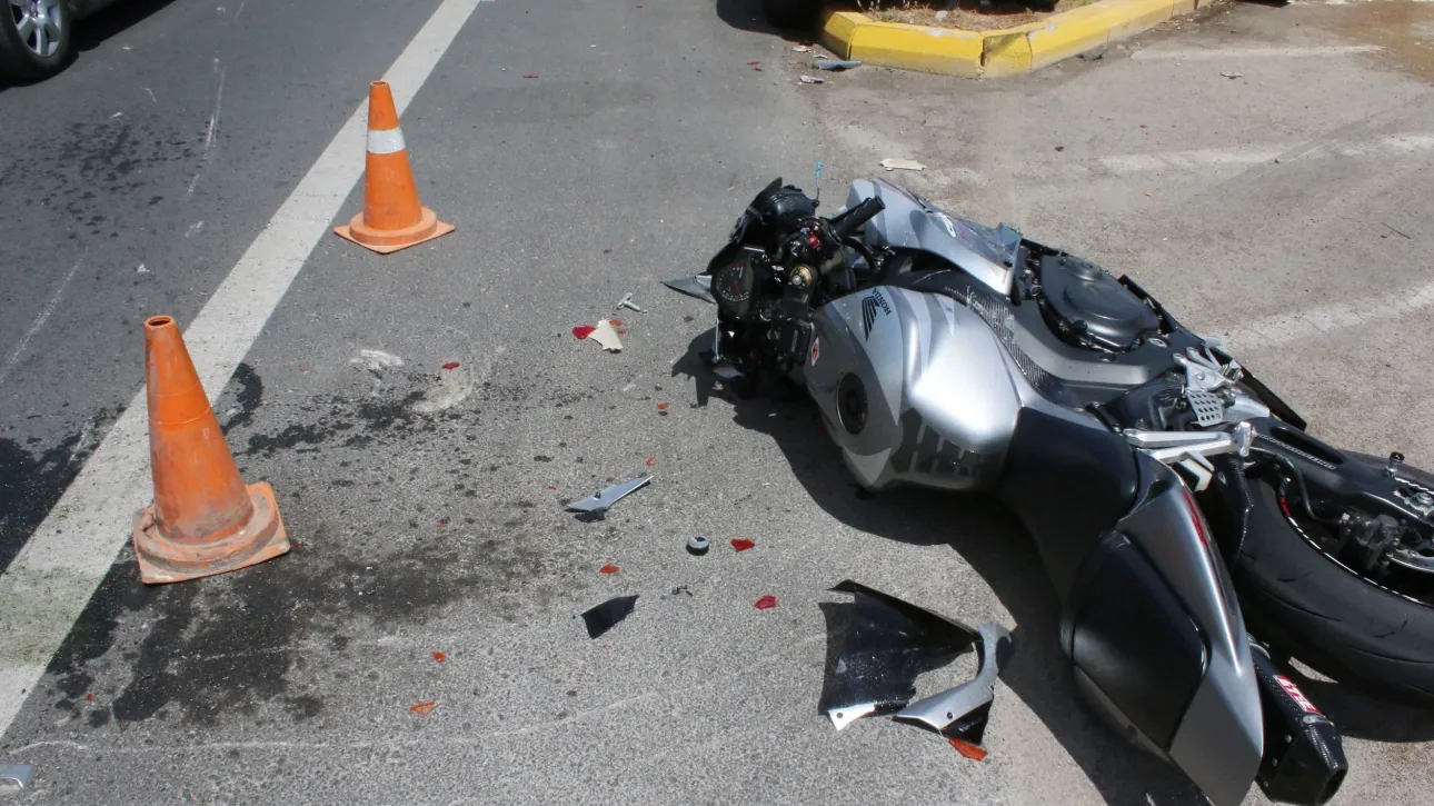 Θανατηφόρο τροχαίο στην Κρήτη: Στον εισαγγελέα ο 27χρονος που παρέσυρε και σκότωσε 23χρονη