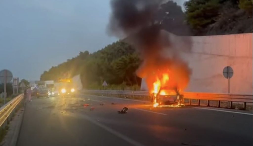 Τροχαίο στην ΕΟ Κορίνθου-Πατρών: Επί 1 χλμ. πήγαινε ανάποδα η 70χρονη – Δύο νεκροί και ένας τραυματίας (βίντεο)