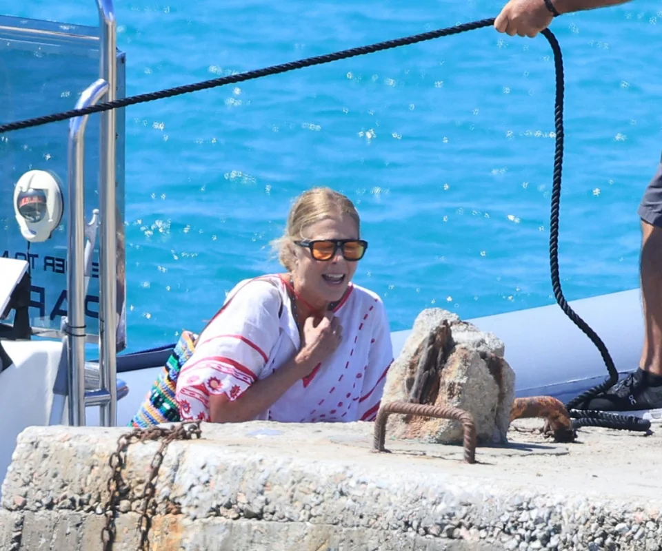 Ρίτα Γουίλσον: Στη Μύκονο για τις καλοκαιρινές τις διακοπές χωρίς τον Τομ Χανκς