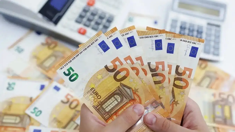 Αυτές είναι οι ημερομηνίες καταβολής των συντάξεων Οκτωβρίου