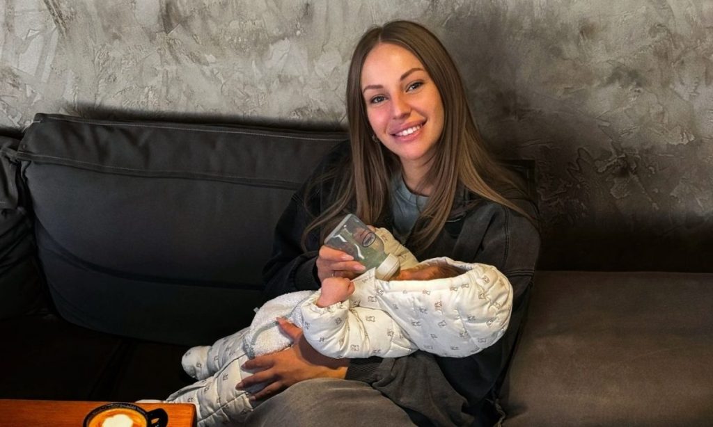 Ανδρομάχη Δημητροπούλου: Δείτε την φωτογραφία της τραγουδίστριας με τον γιο της για τα γενέθλιά του