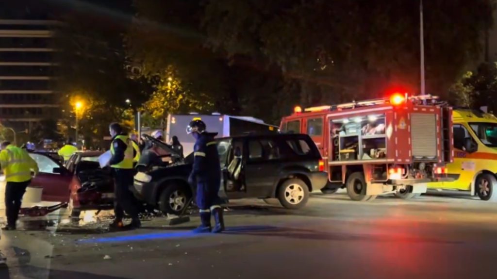 Φονική σύγκρουση οχημάτων στη Θεσσαλονίκη: Έχασε τη ζωή της μια 79χρονη – Τραυματίστηκαν δύο άτομα