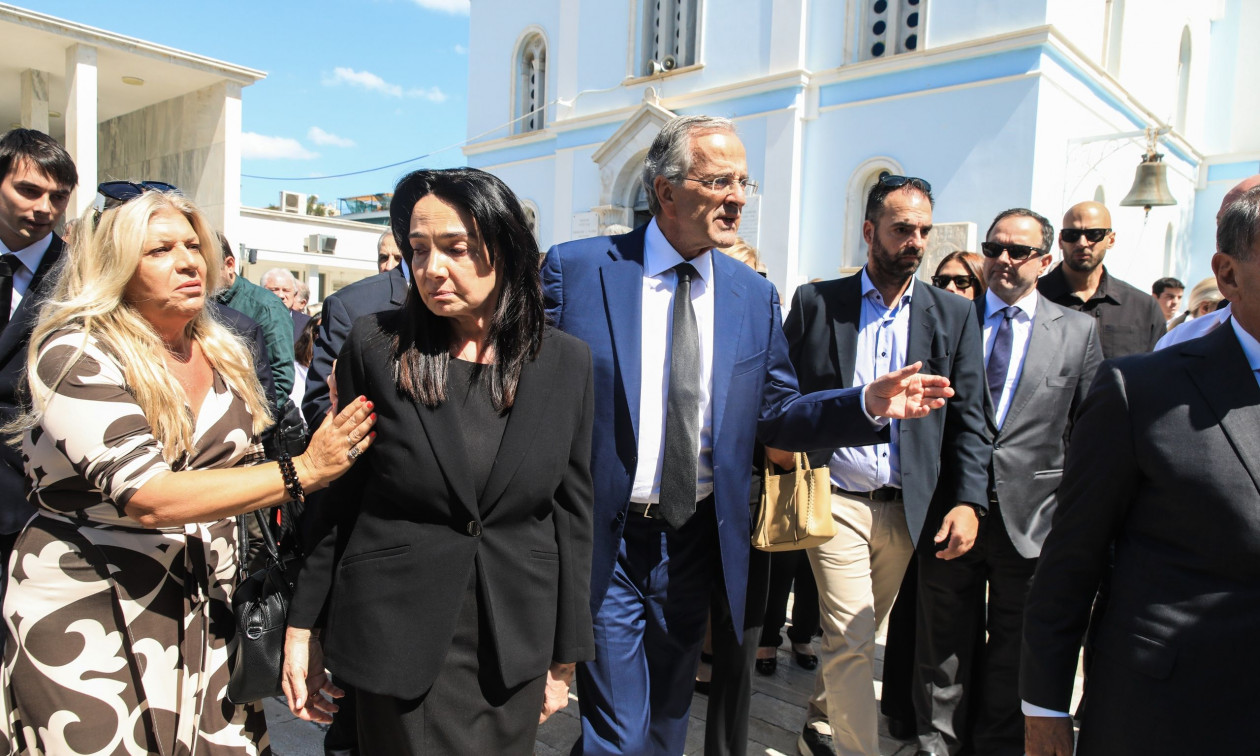 Λένα Σαμαρά: Στο Α’ Νεκροταφείο το μνημόσυνο της κόρης του πρώην πρωθυπουργού