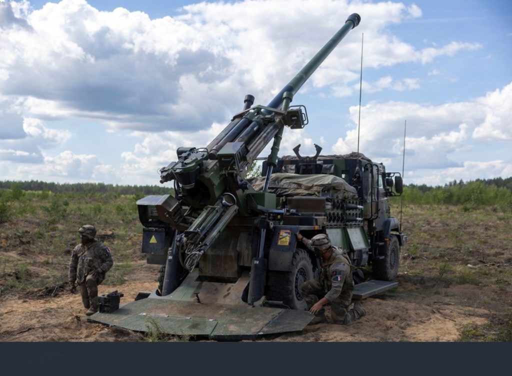 Ουκρανός έμπορος όπλων πούλησε δύο Α/’Κ πυροβόλα Caesar στην  ρωσική  Uralvagonzavod!