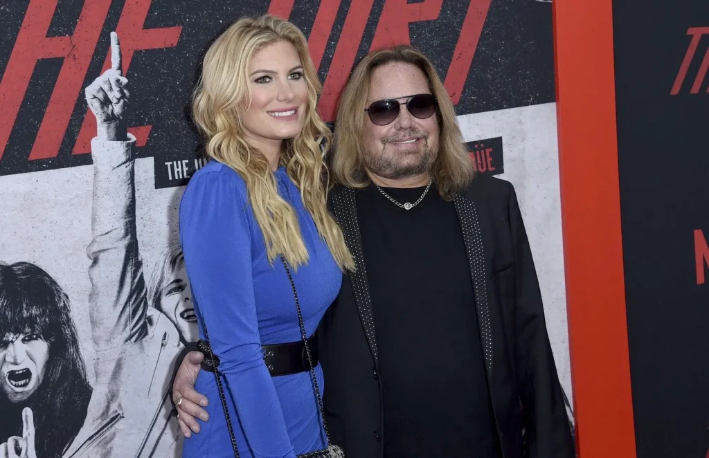 Βινς Νέιλ: Ο «Γολγοθάς» του frontman των Mötley Crüe – «Μετά το εγκεφαλικό έπρεπε να μάθω ξανά να περπατάω»