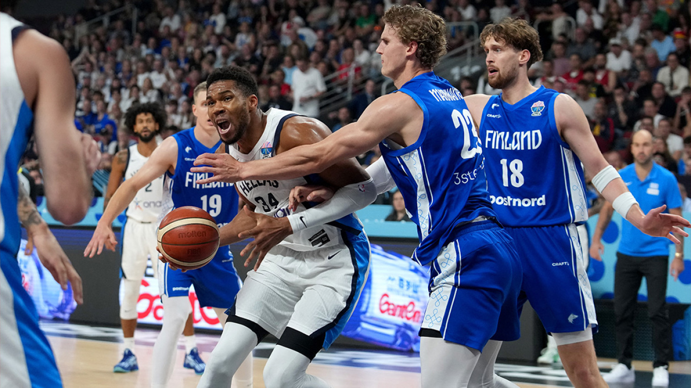 «Λύγισε» ο Γ.Αντετοκούνμπο: «Το μεγαλύτερο επίτευγμα – Επιτέλους τα κατάφερα για εμένα & για την χώρα μου» (βίντεο)