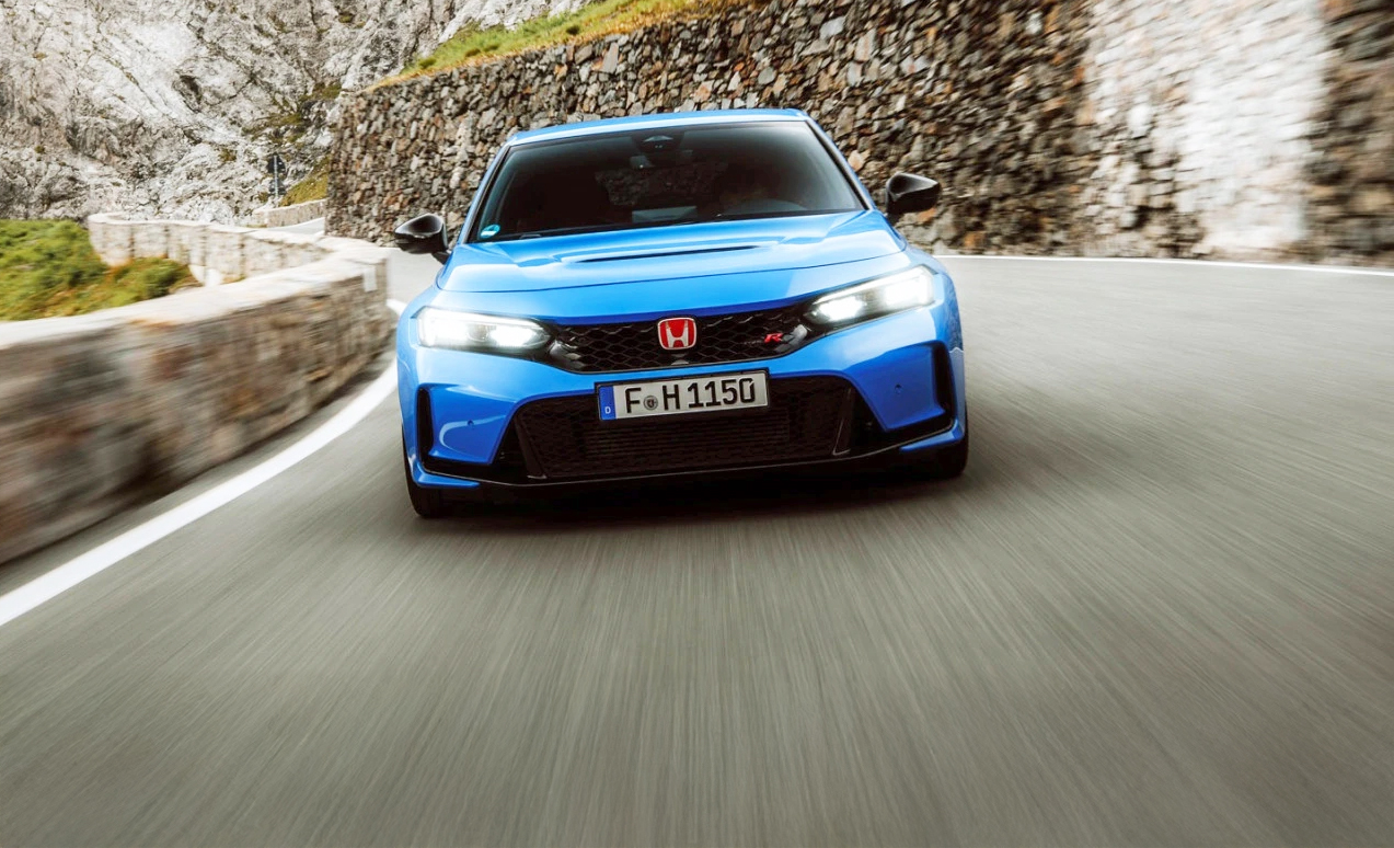 Honda Civic Type R: Aποχαιρετισμός με μοναδικές διαδρομές στην Ευρώπη