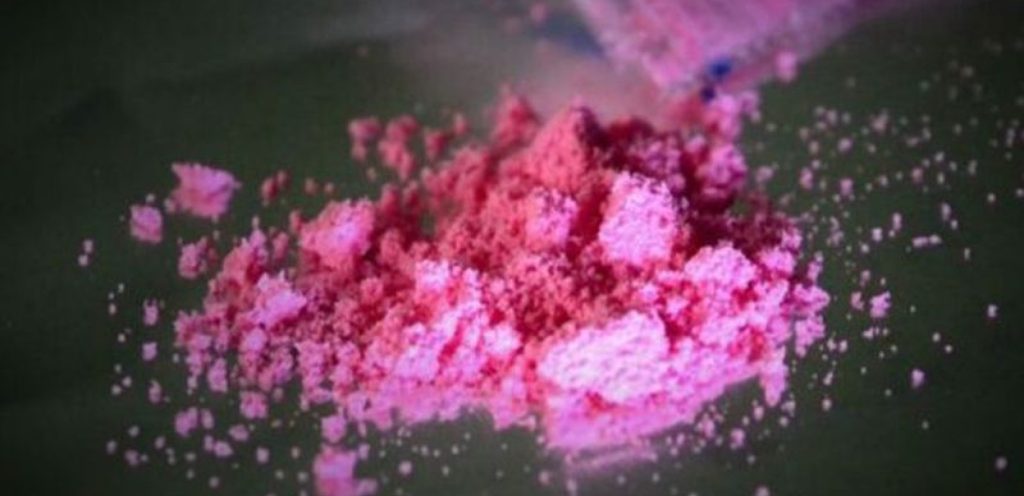 Ρόδος: Eλεύθερη με περιοριστικούς όρους η 28χρονη influencer που στην κατοχή της βρέθηκε ροζ κοκαΐνη