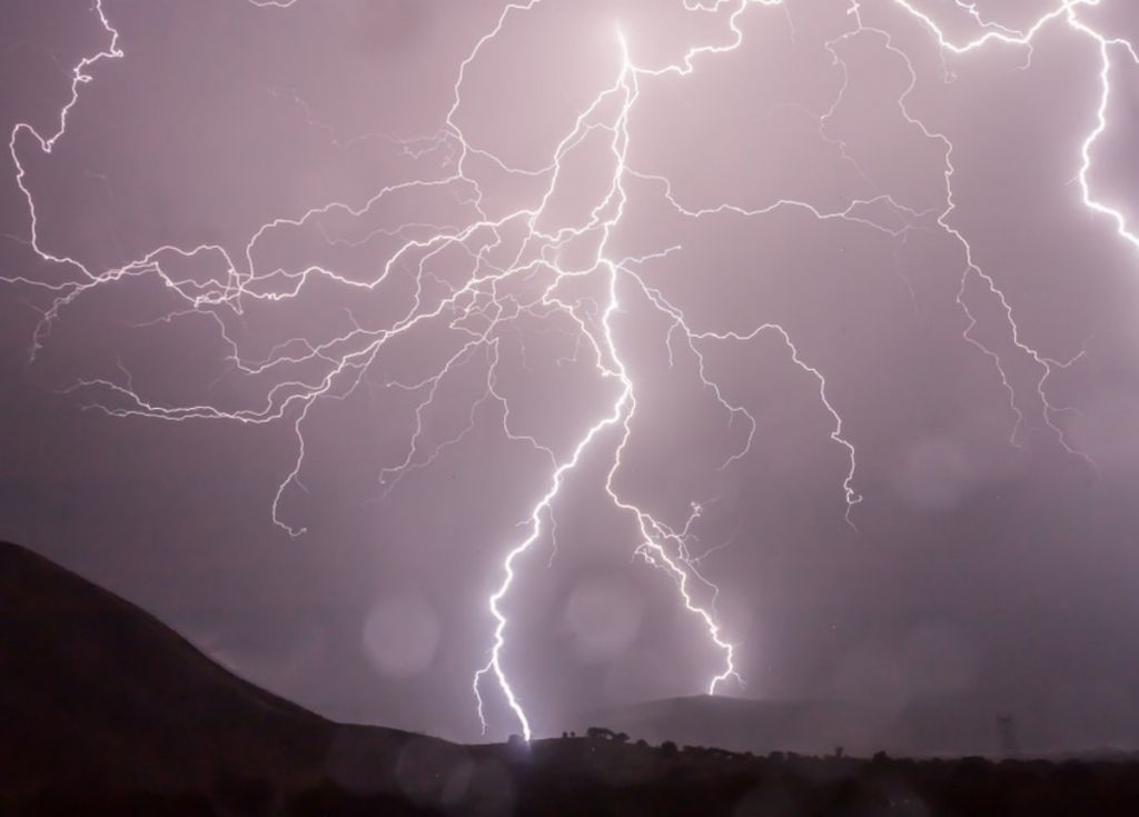 Επιστήμονες υποστηρίζουν ότι έλυσαν το μυστήριο των αστραπών