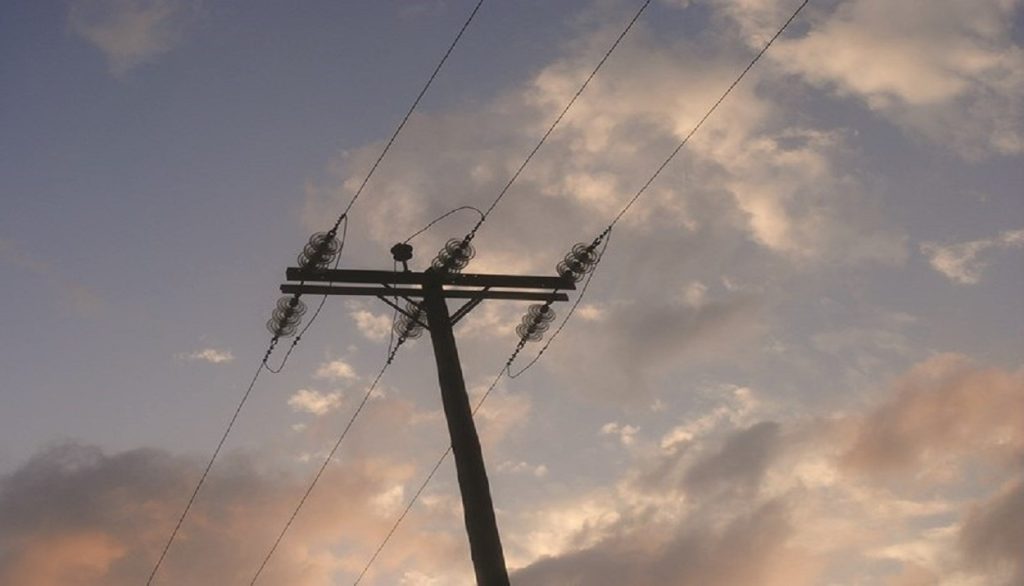 ΔΕΔΔΗΕ:  Ικαρία, Μύκονος και Ρόδος οι περιοχές που σημειώνονται οι περισσότερες κλάπες ρεύματος