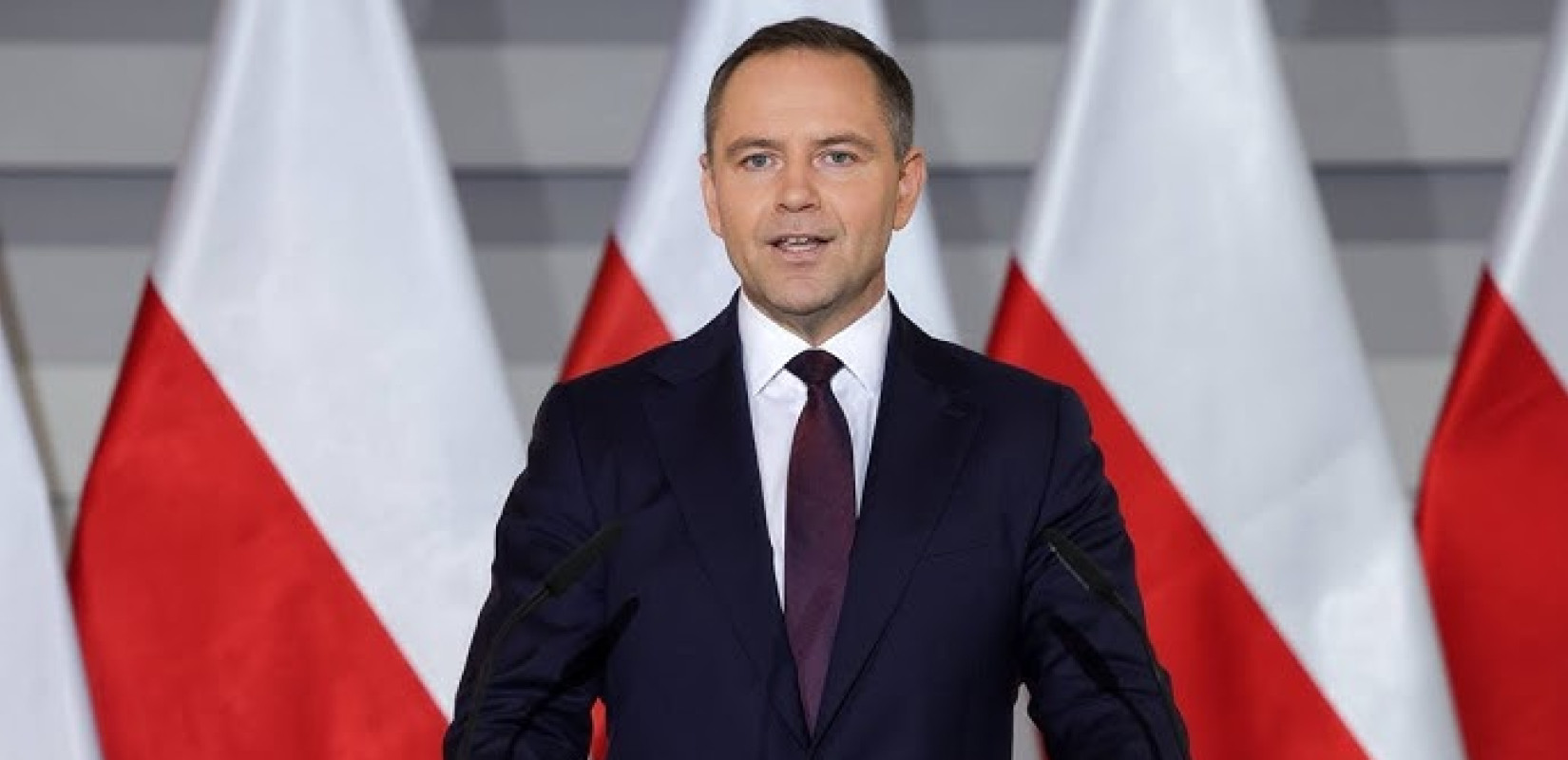 Πρόεδρος Πολωνίας Κ.Ναβρότσκι: «Να κάνουμε το παν για να είμαστε έτοιμοι για πόλεμο»