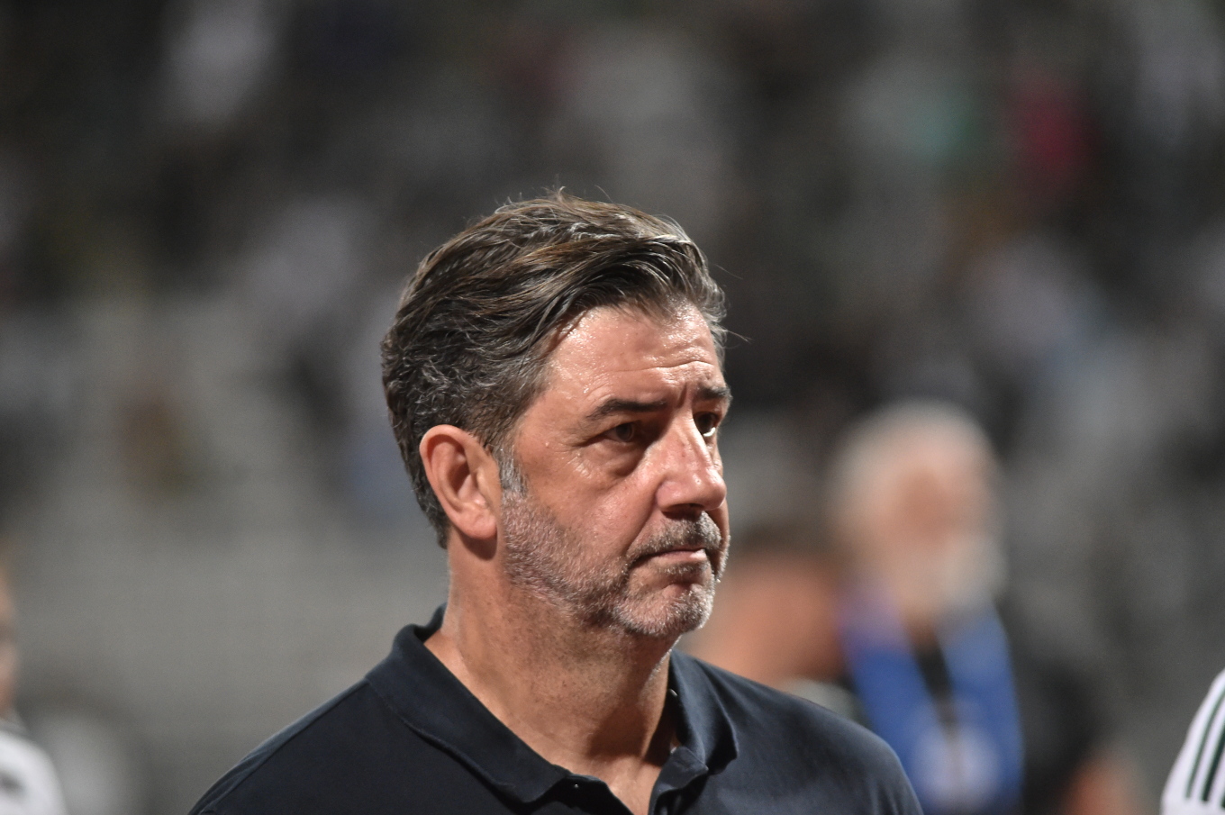 Το πρώτο μήνυμα του Ρούι Βιτόρια μετά την απόλυσή του: «Φεύγω με καθαρή συνείδηση – Ευχαριστώ τους οπαδούς» (φωτο)