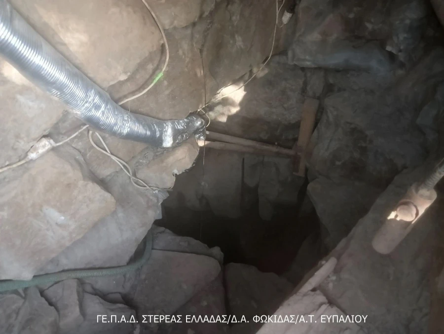 Συνελήφθησαν δύο άνδρες στη Φωκίδα για το σκάψιμο ενός τούνελ 12 μέτρων κοντά σε αρχαιολογικό χώρο (φωτο & βίντεο)