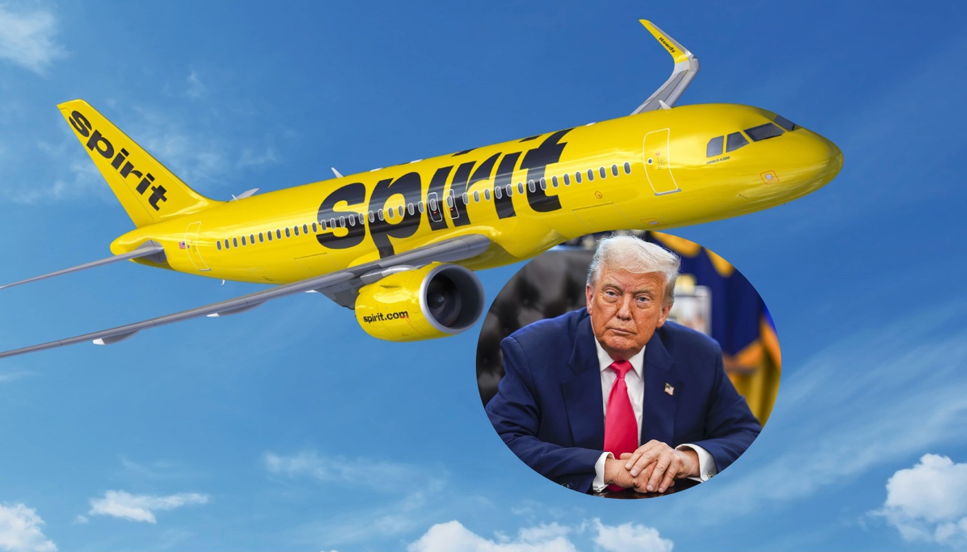 «Στρίψτε προς τα δεξιά 20°»: Αεροσκάφος της Spirit Airlines βρέθηκε στην ίδια πορεία με το Air Force One του Ν.Τραμπ