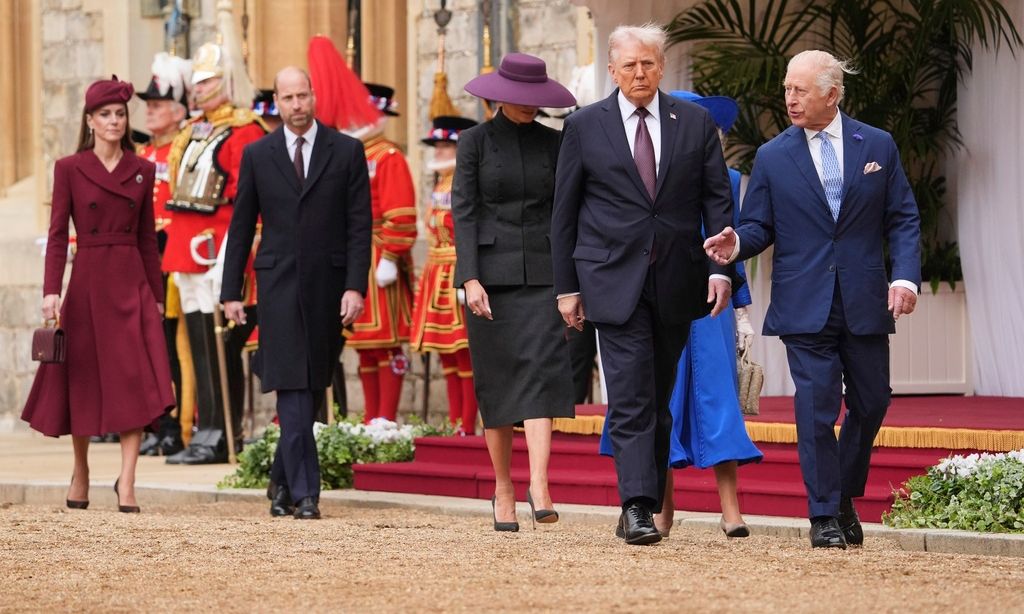 Ν.Τραμπ για Κάρολο: «Με “ζάλισε” με τα οικολογικά, δεν σταματούσε να μιλάει»