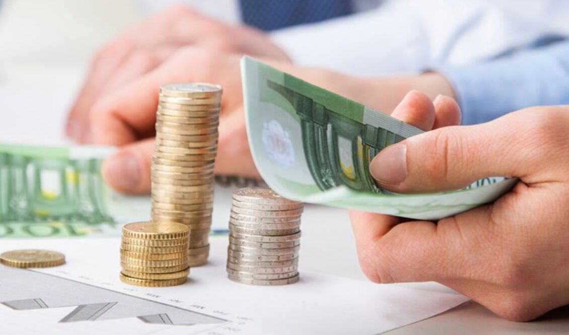 Σύνταξη χωρίς ένσημα: Δείτε ποιοι δικαιούνται 400 ευρώ τον μήνα 