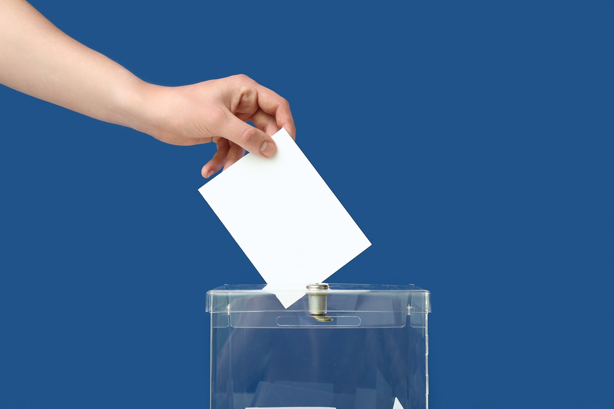 Γιατί το πολιτικό σκηνικό δεν αλλάζει: Πειστική απάντηση σε εναλλακτική λύση δεν υπάρχει