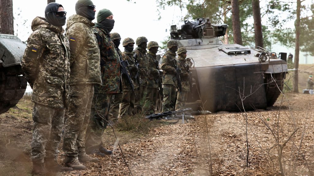Β.Ζελένσκι: «Ξεκινήσαμε αντεπίθεση – Πήραμε πίσω 9 χωριά» – Β.Πούτιν: «Έχουμε 700.000 στρατό στην πρώτη γραμμή»