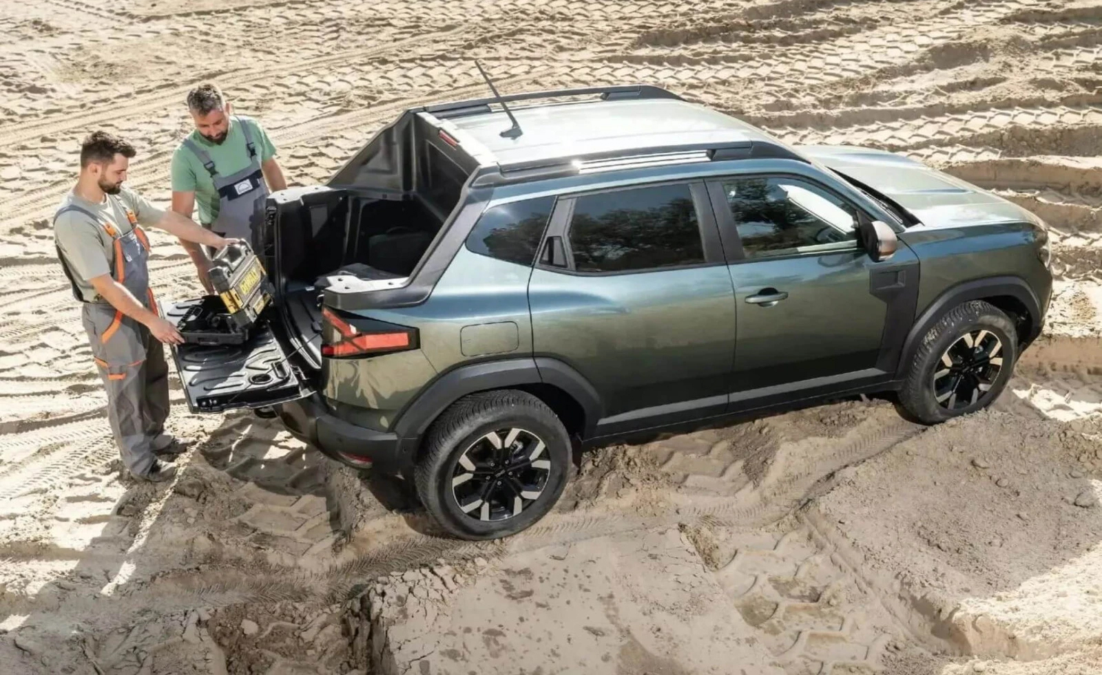 To Dacia Duster γίνεται διπλοκάμπινο αγροτικό με το ίδιο μήκος