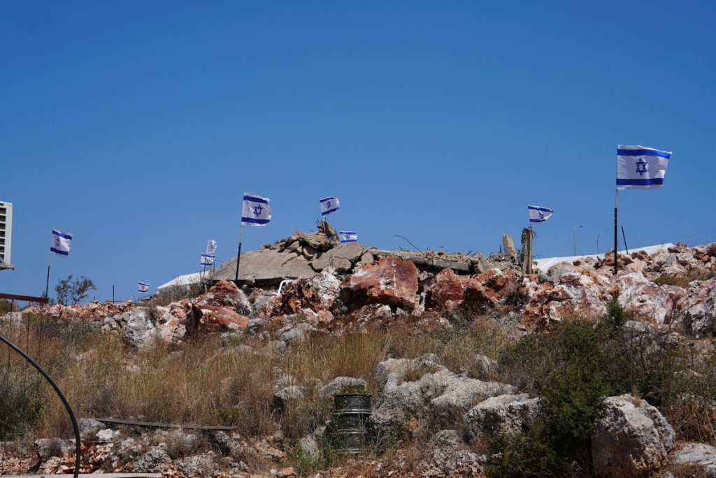 Πυροβολισμοί κατά Ισραηλινών στο συνοριακό πέρασμα μεταξύ Δυτικής Όχθης και Ιορδανίας: Δύο νεκροί