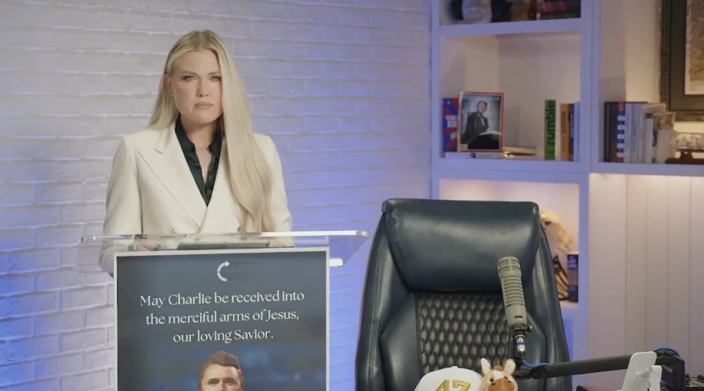 Η σύζυγος του δολοφονηθέντος Τ.Κερκ, Έρικα παίρνει την σκυτάλη και αναλαμβάνει την προεδρία του Turning Point