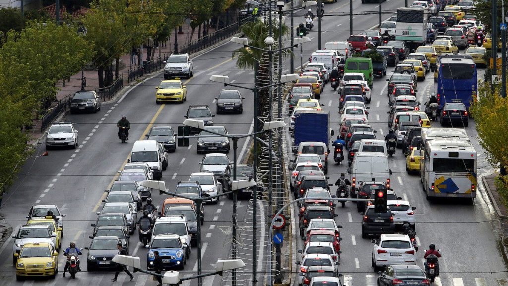 ΚΤΕΟ: 700.000 τα οχήματα που κυκλοφορούν στους ελληνικούς δρόμους χωρίς να έχουν περάσει τον υποχρεωτικό έλεγχο