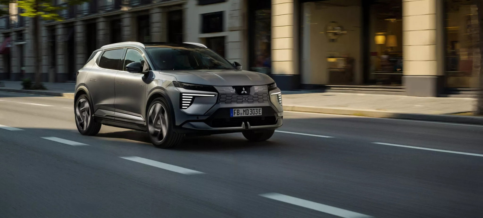 Αυτό είναι το νέο Mitsubishi Eclipse Cross (βίντεο)