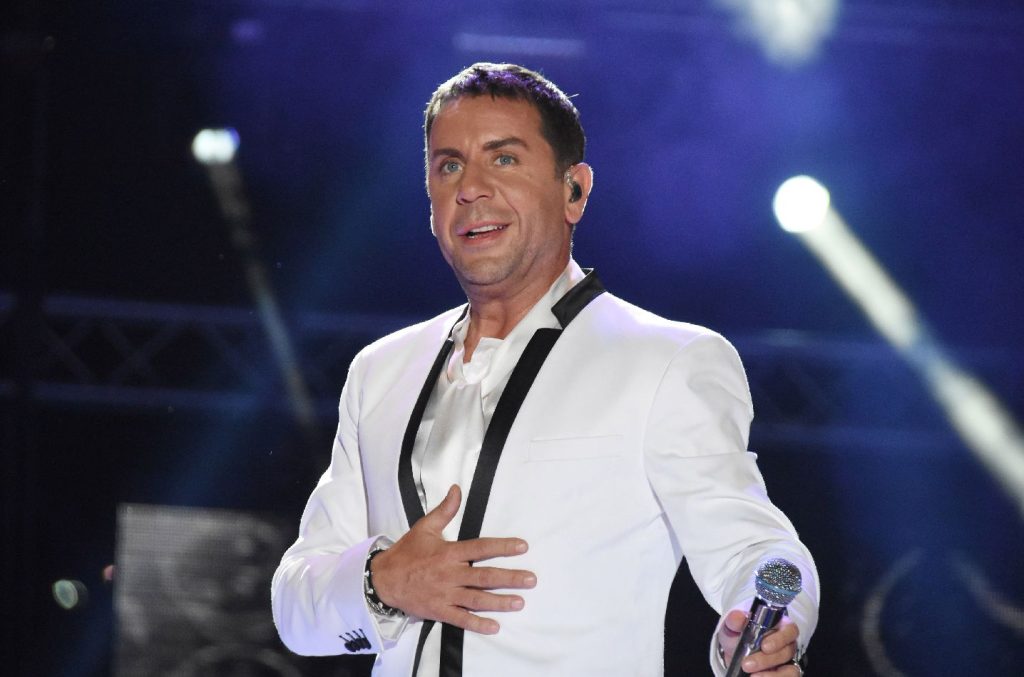 Γ.Μαζωνάκης: «Ένιωσε πολύ άσχημα» λέει ο δικηγόρος του μετά τους ισχυρισμούς της αδερφής του περί χρήσης ουσιών