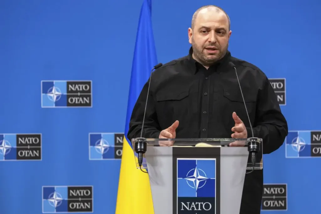 Ρ.Ουμέροφ: Οκτώ πολυτελή ακίνητα στις ΗΠΑ κατέχει ο πρώην υπουργός Άμυνας της Ουκρανίας