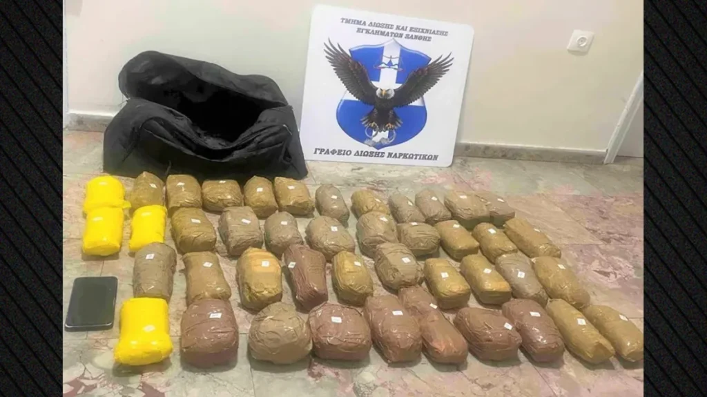 Συνελήφθη αλλοδαπός στη Φλώρινα – Μετέφερε 21,5 κιλά ηρωίνης