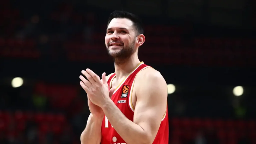 Φοβερός Κώστας Παπανικολάου: Αυτή είναι η θεάρεστη κίνησή του σε τροχαίο ατύχημα στη Νέα Αλικαρνασσό