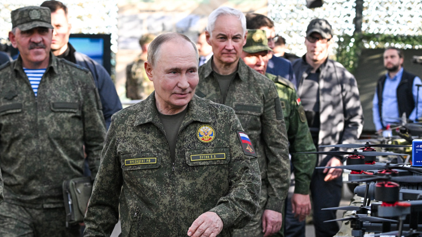 Γάλλοι αναλυτές: Η Ρωσία εκθέτει το ΝΑΤΟ και ο Β.Πούτιν τις αντοχές του – Όλα πιθανά για τις χώρες της Βαλτικής