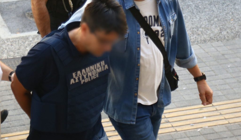 Δολοφονία 59χρονης στη Θεσσαλονίκη: Προθεσμία να απολογηθεί την Τετάρτη έλαβε ο 50χρονος δράστης