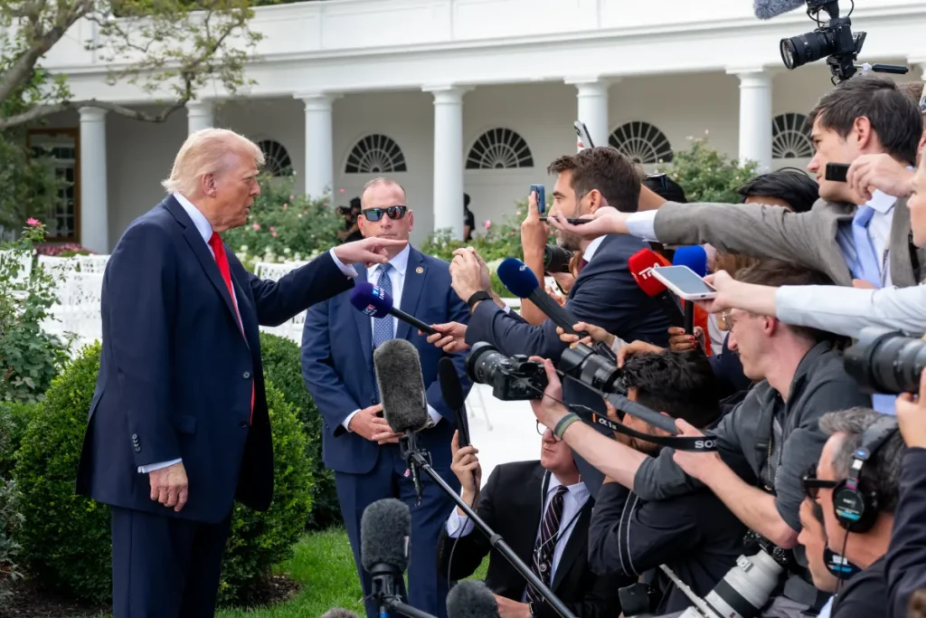 Αόριστες υποσχέσεις Ντ.Τραμπ για Πολωνία και κράτη Βαλτικής: «Θα βοηθήσουμε εάν παραστεί ανάγκη»