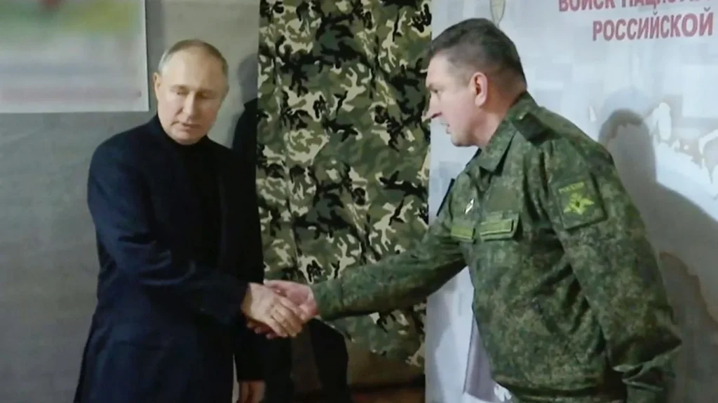 Ο Β.Πούτιν αποστράτευσε ανώτατο αξιωματικό του ρωσικού Στρατού που είχε παραδώσει την Λίμαν το 2022