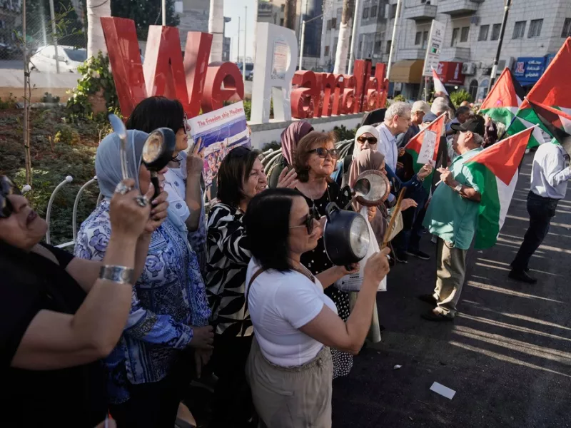 Συγκρατημένος ενθουσιασμός στη Ραμάλα μετά την αναγνώριση του παλαιστινιακού κράτους
