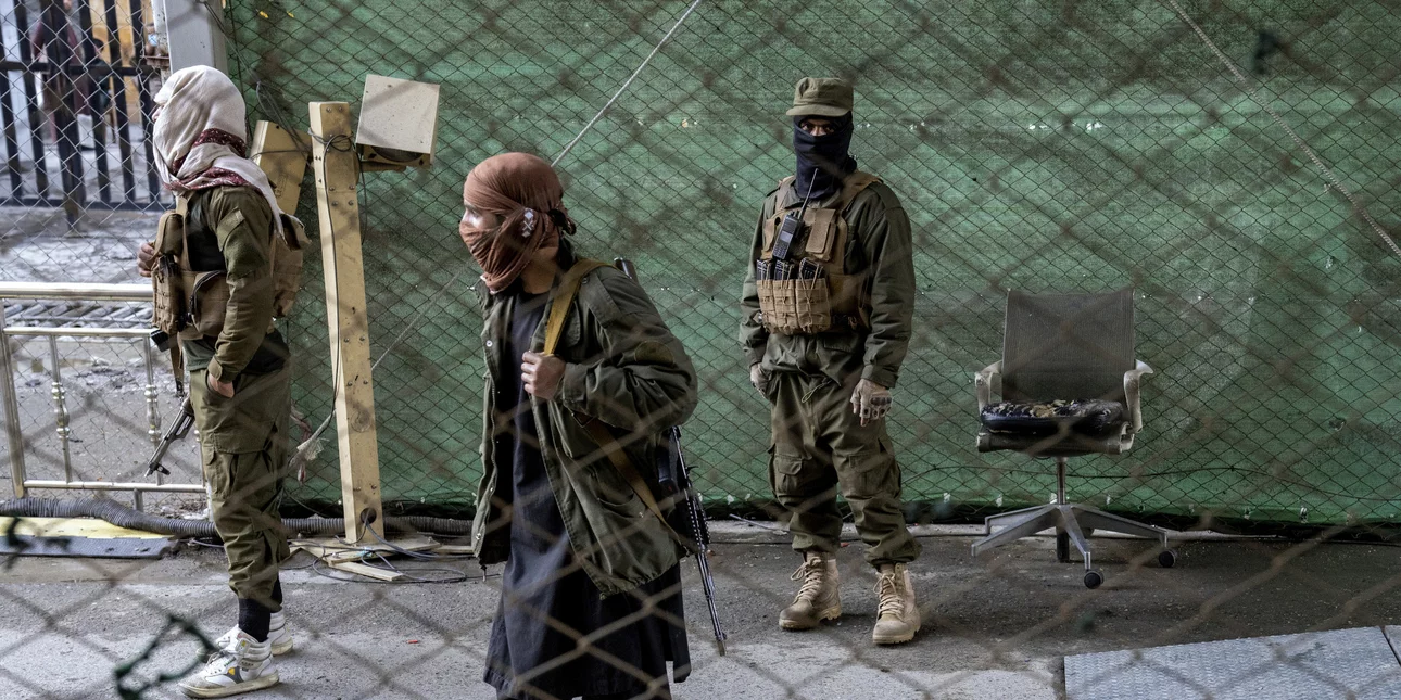 Ταλιμπάν: «Αδύνατη» κάθε συμφωνία για την επιστροφή της βάσης Μπαγκράμ