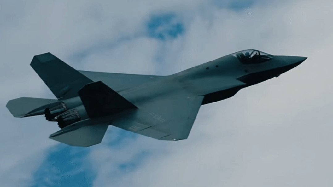 J-35PK: Τα stealth μαχητικά 5ης γενιάς θα ενισχύσουν την Αεροπορία του Πακιστάν (βίντεο)