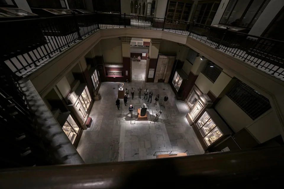 Αίγυπτος: Κλάπηκε βραχιόλι 3.000 ετών που άνηκε στον φαραώ Αμενεμοπέ – Το έλιωσαν για τον χρυσό του