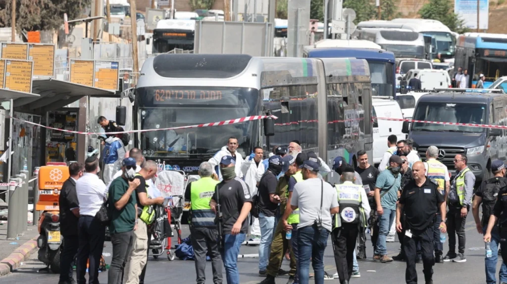 Ισραήλ: Θα κατεδαφίσει τα σπίτια των δύο Παλαιστινίων που έκαναν επίθεση σε στάση λεωφορείου της Ιερουσαλήμ