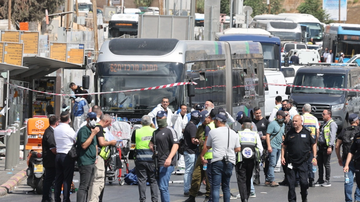 Ισραήλ: Θα κατεδαφίσει τα σπίτια των δύο Παλαιστινίων που έκαναν επίθεση σε στάση λεωφορείου της Ιερουσαλήμ