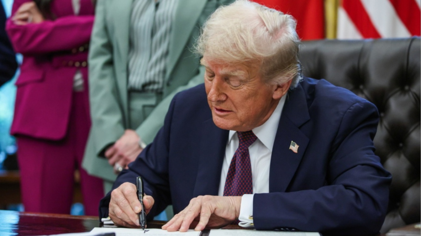 Με απόφαση του Ν.Τραμπ οι ξένοι γιατροί θα εξαιρεθούν από το τέλος της βίζας, αξίας 100 χιλιάδων δολαρίων – Ο λόγος