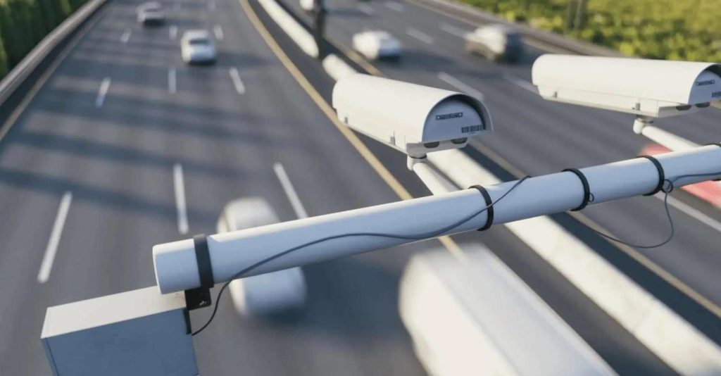 Έρχονται» τα ραντάρ «μέσης ωριαίας ταχύτητας»: Πώς θα λειτουργούν για να «βγάζουν» όλους τους Έλληνες… παραβάτες