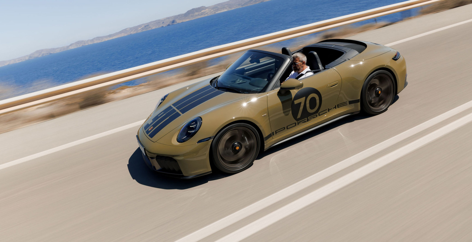 Δοκιμάζουμε στην Κρήτη την υβριδική Porsche 911 Spirit 70