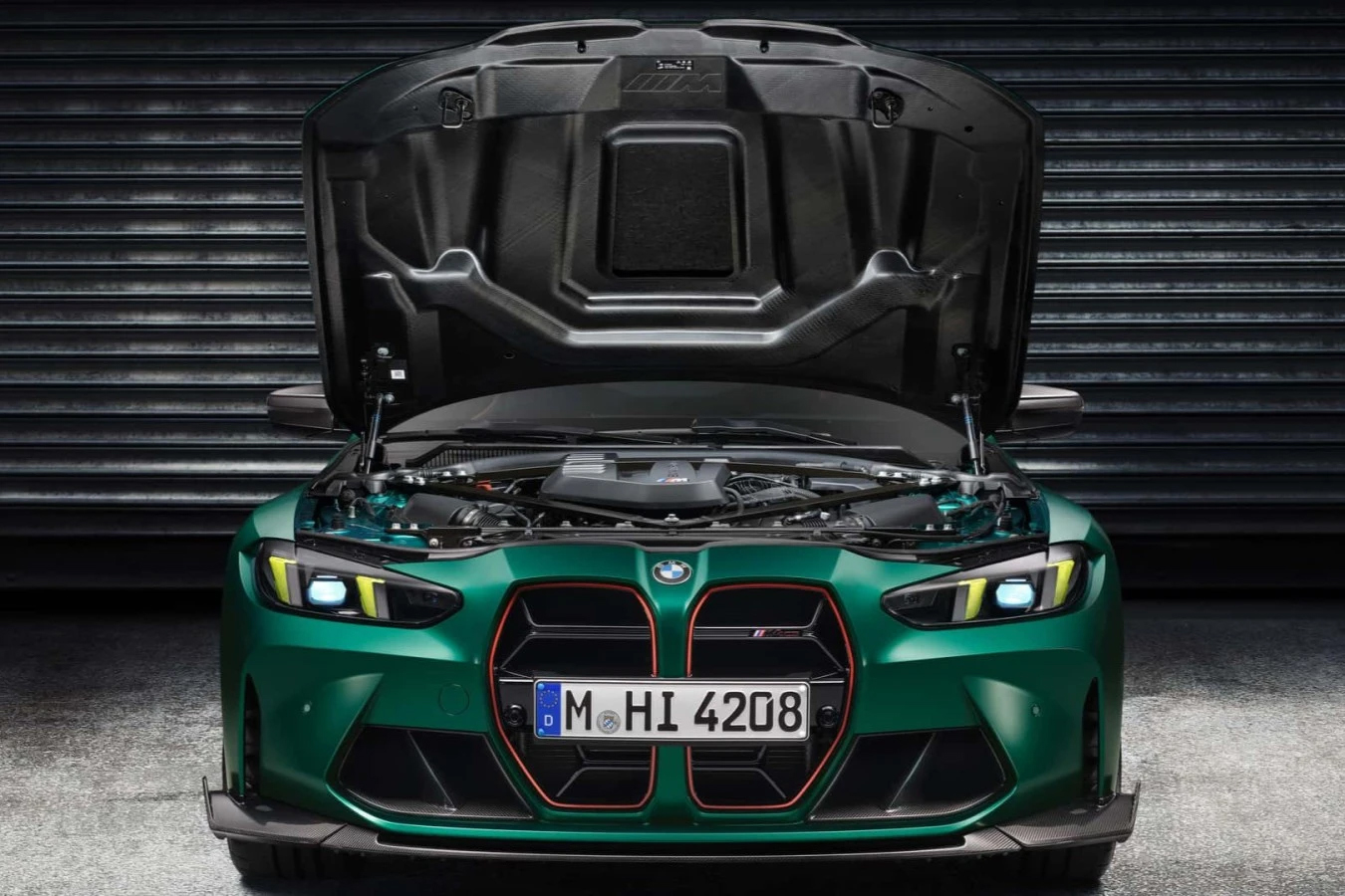 BMW: Οι κινητήρες βενζίνης δεν θα εξαφανιστούν «ποτέ»