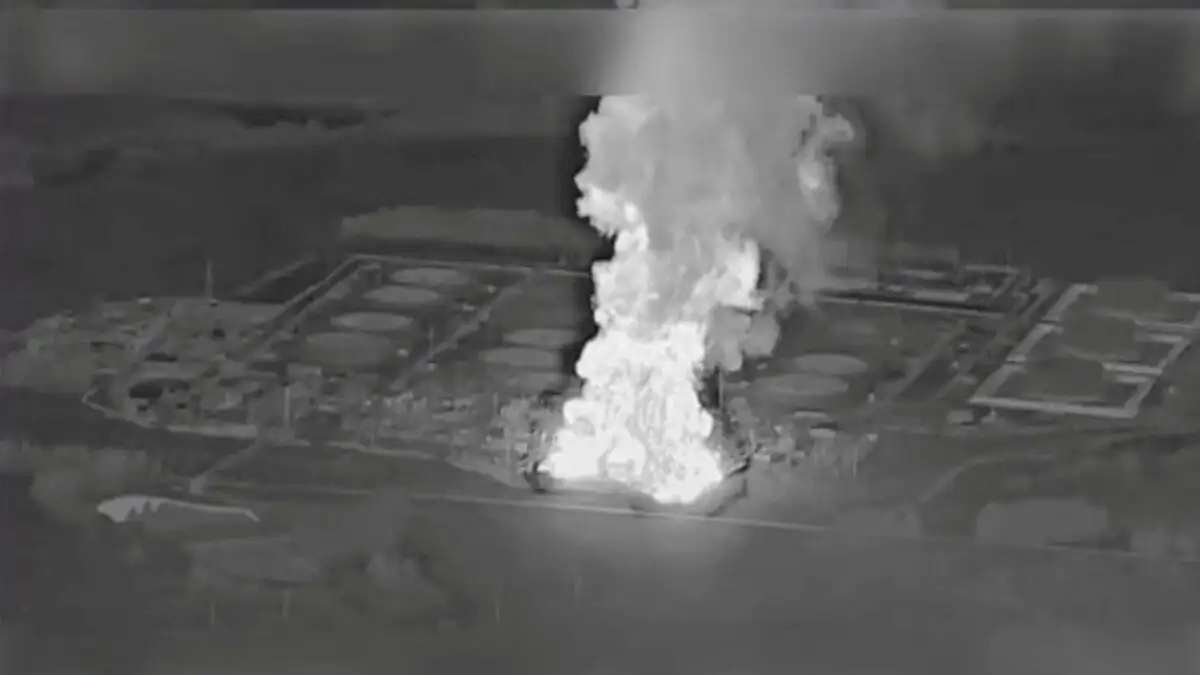 Ρωσία: Ουκρανικά drones πυρπόλησαν πετρελαϊκές εγκαταστάσεις σε Μπριάνσκ και Σαμάρα